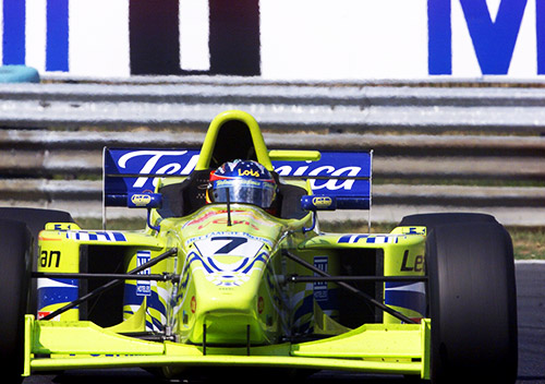 Después de un fugaz paso por la F3000 en el equipo Astromega