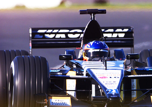 Su debut fue en 2001 en Australia. Su mejor posición con Minardi fue con un décimo puesto en el Gran Premio de Alemania.