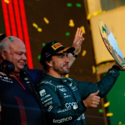 Fernando logra su tercer podio consecutivo de 2023 en Melbourne